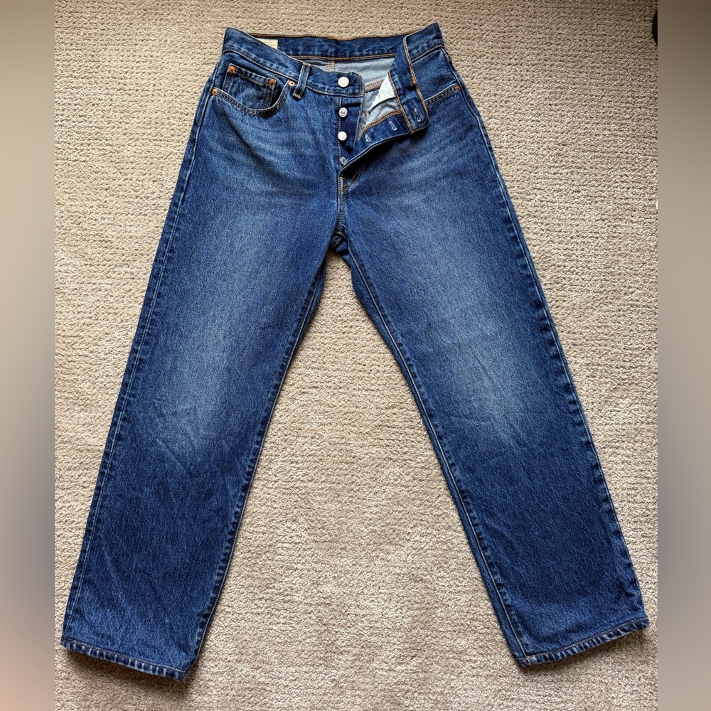 Levi's Classic Straight Leg Jeans - Dark Blue Wash